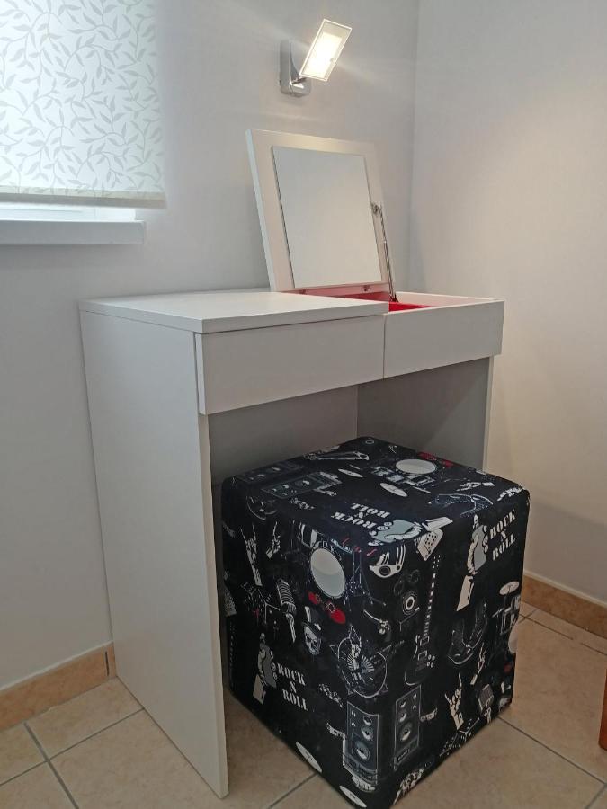 Apartment Suzie Q - Intermezzo With Sea View Rabac Exterior photo
