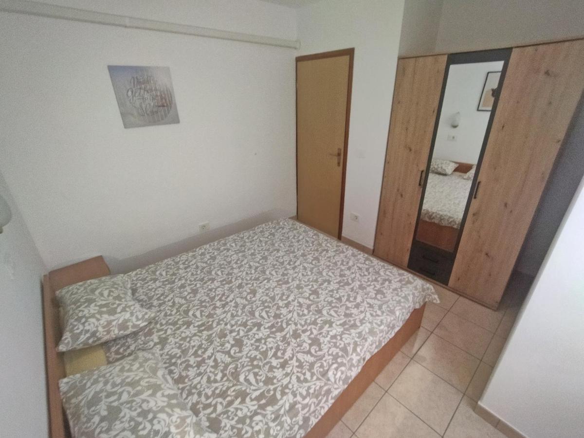 Apartment Suzie Q - Intermezzo With Sea View Rabac Exterior photo